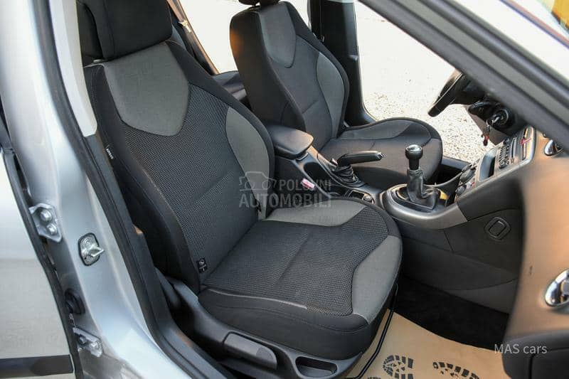 Peugeot 308 1.6 HDI PREMIUM