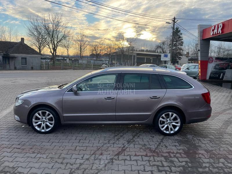 Škoda Superb 2.0tdi t.o.p/l.e.d