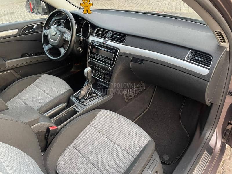 Škoda Superb 2.0tdi t.o.p/l.e.d