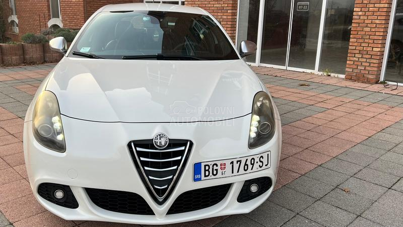 Alfa Romeo Giulietta 