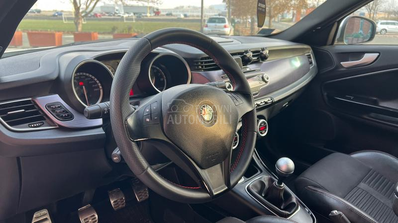 Alfa Romeo Giulietta 