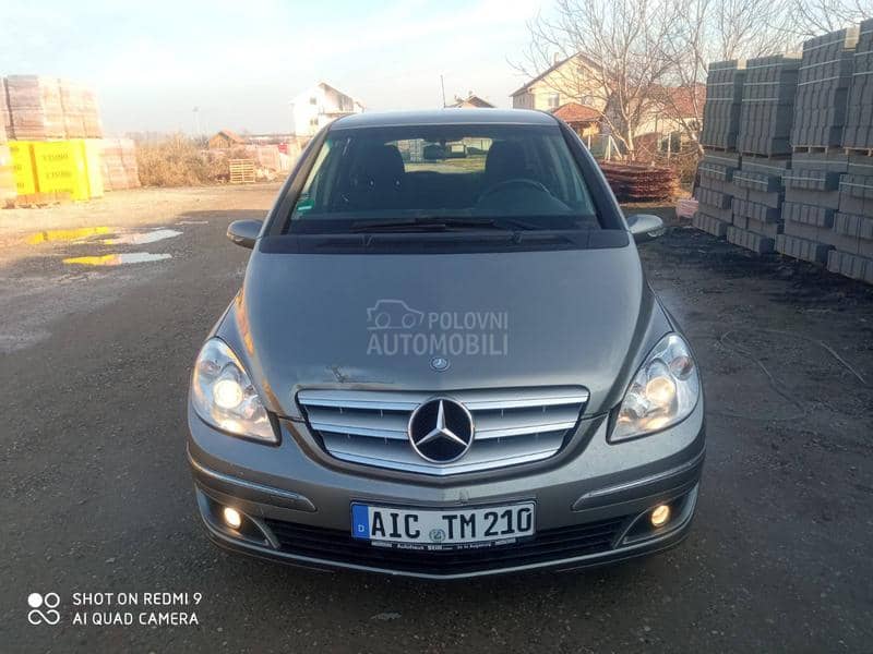 Mercedes Benz B 200 2.0cdi -  kompletan auto u delovima