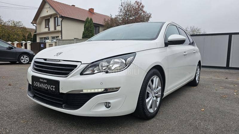 Peugeot 308 1.6 HDI 2xDVD.pano