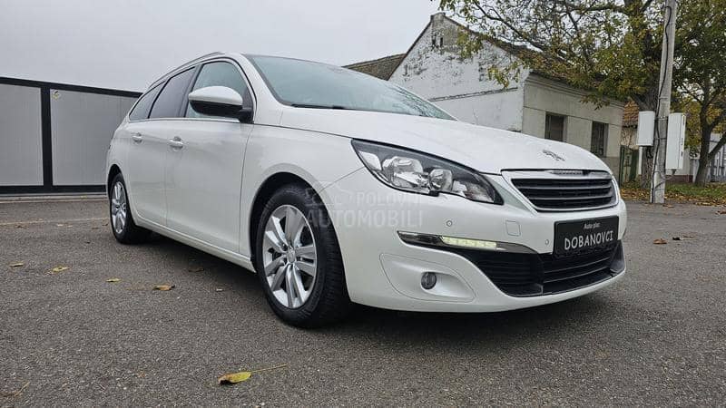 Peugeot 308 1.6 HDI 2xDVD.pano