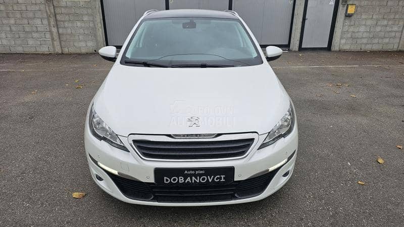 Peugeot 308 1.6 HDI 2xDVD.pano