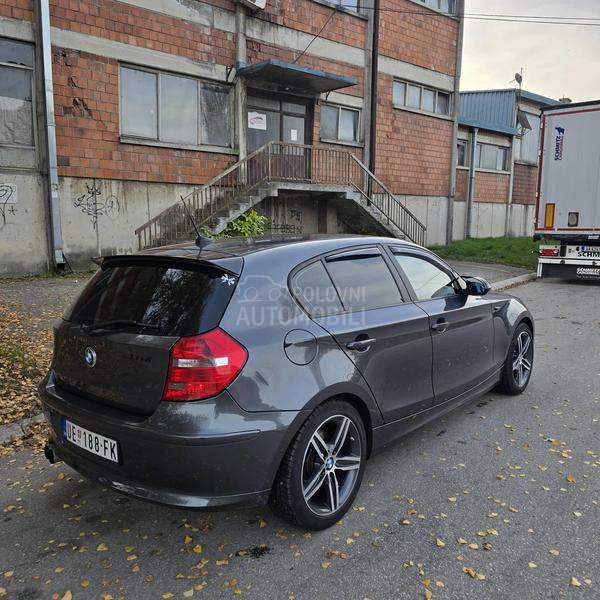 BMW 118 