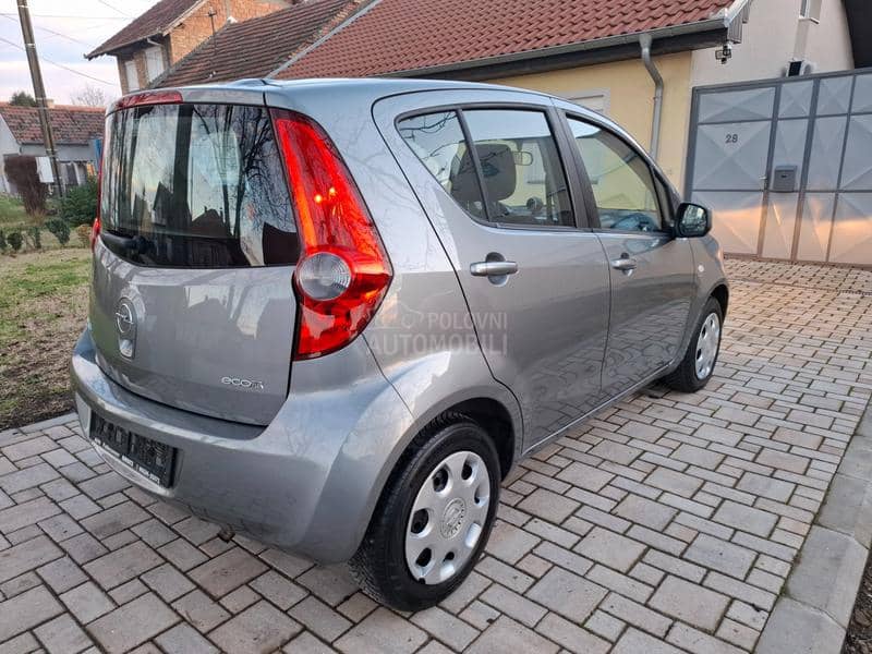 Opel Agila 1.0