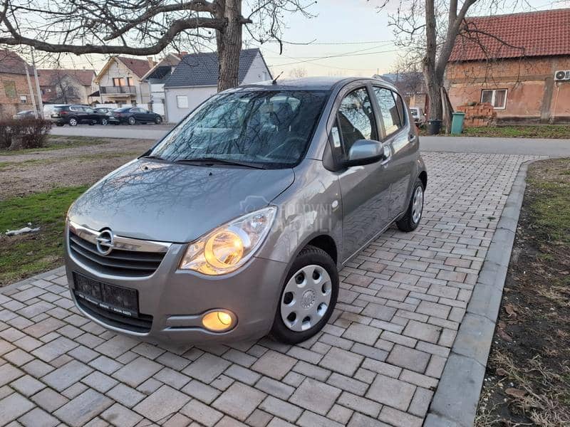 Opel Agila 1.0