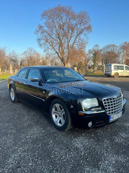 Chrysler 300C 