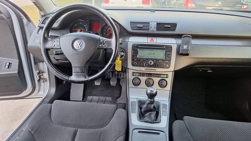 Volkswagen Passat B6 1.9 TDI/HIGLINE