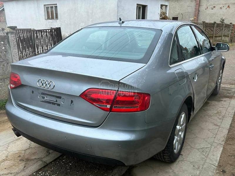 Audi A4 B8 1.8TFSI 2008. god. -  kompletan auto u delovima