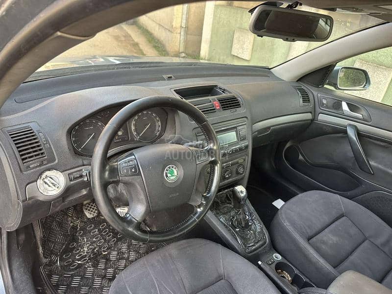 Škoda Octavia II 1.9TDI 2005. god. -  kompletan auto u delovima