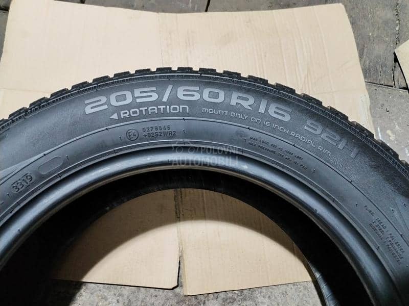 Nokian 205/60 R16 Zimska