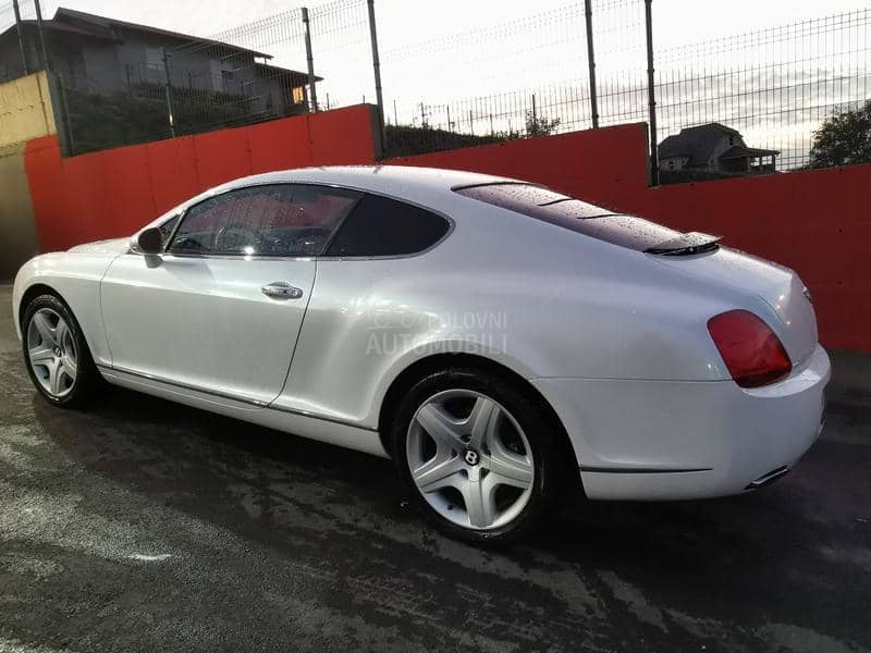 Bentley Continental GT