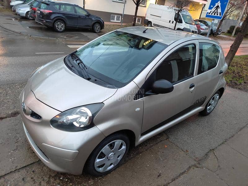 Toyota Aygo 1.0