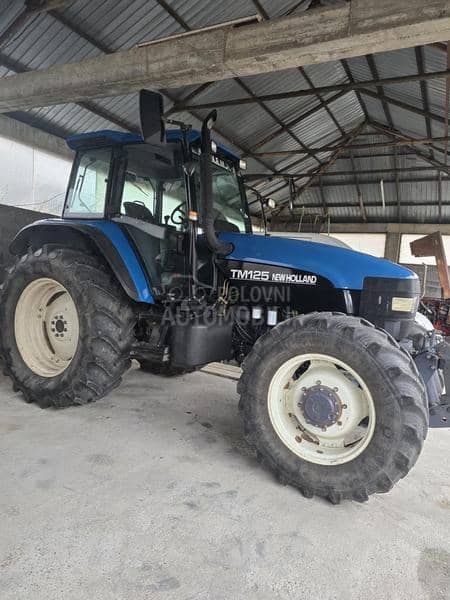 New Holland tm125