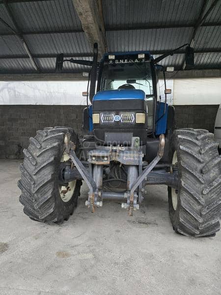 New Holland tm125