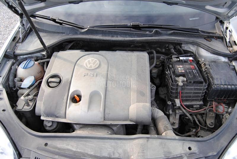 Volkswagen Golf 5 1,6 FSI DSG