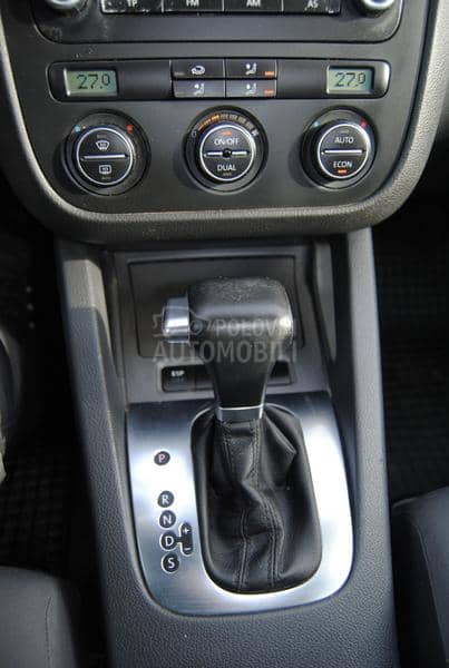 Volkswagen Golf 5 1,6 FSI DSG