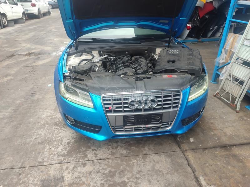 Audi A5 2010. god. -  kompletan auto u delovima
