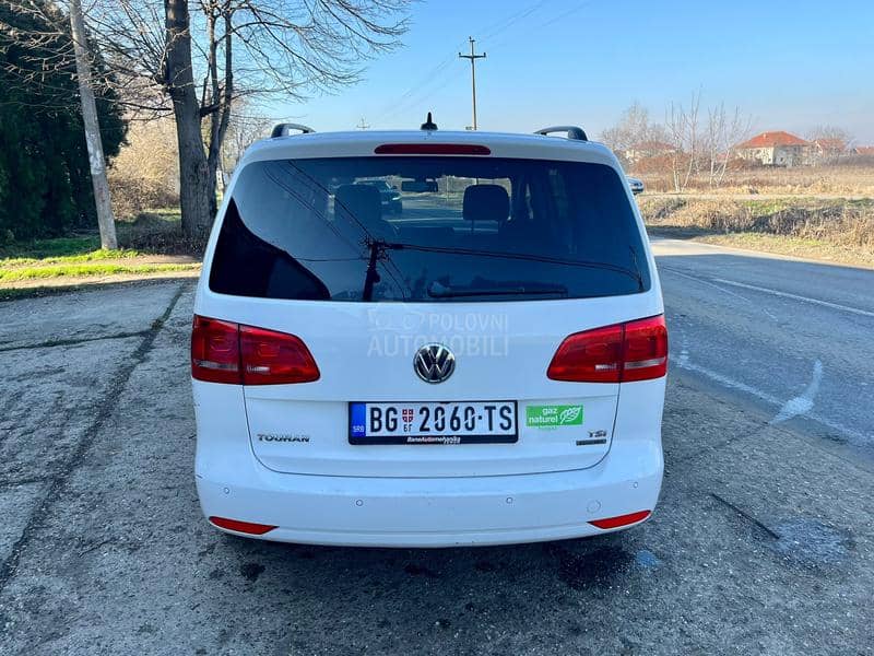 Volkswagen Touran 1.4 CNG FUL 0PREMA