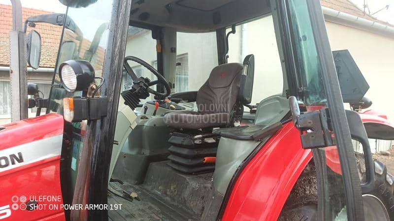 Massey Ferguson 5435