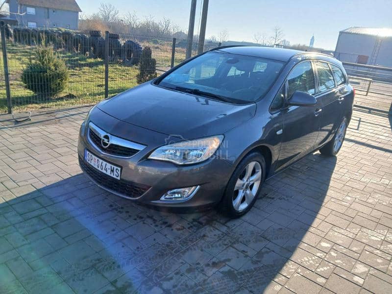 Opel Astra J 2.0cdti sportstourer