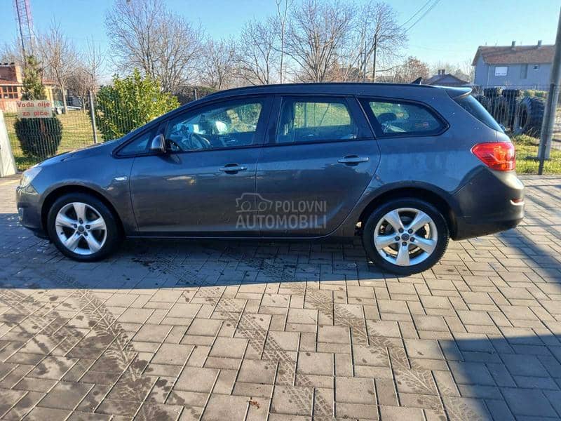 Opel Astra J 2.0cdti sportstourer