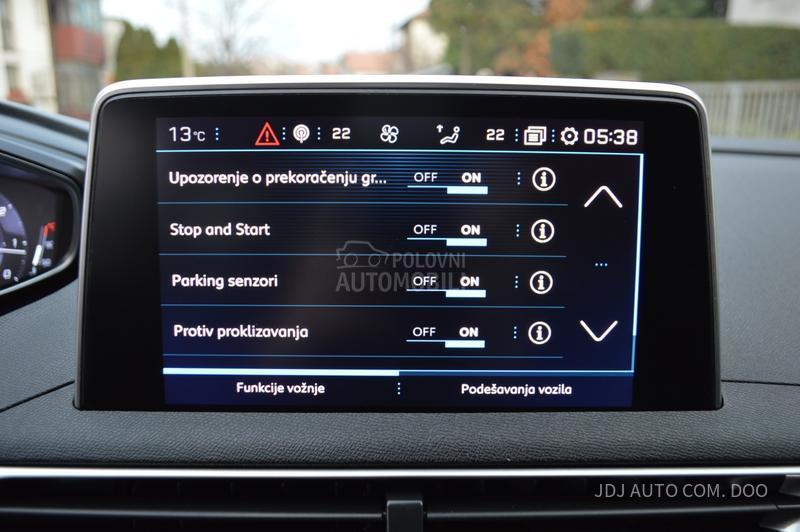 Peugeot 3008 1.5 hdi Active Nav