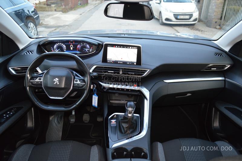 Peugeot 3008 1.5 hdi Active Nav