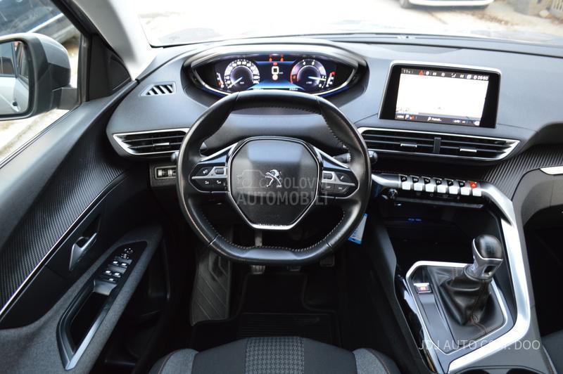 Peugeot 3008 1.5 hdi Active Nav