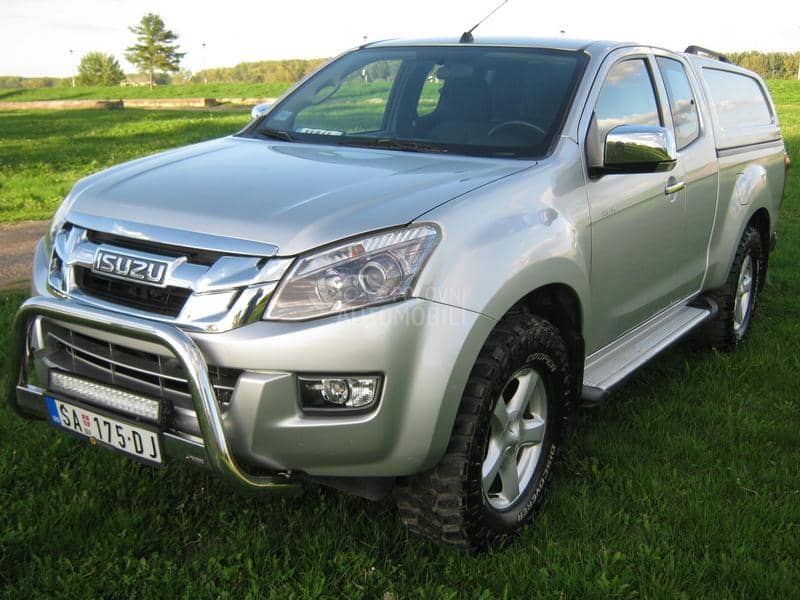 Isuzu D-Max Solar