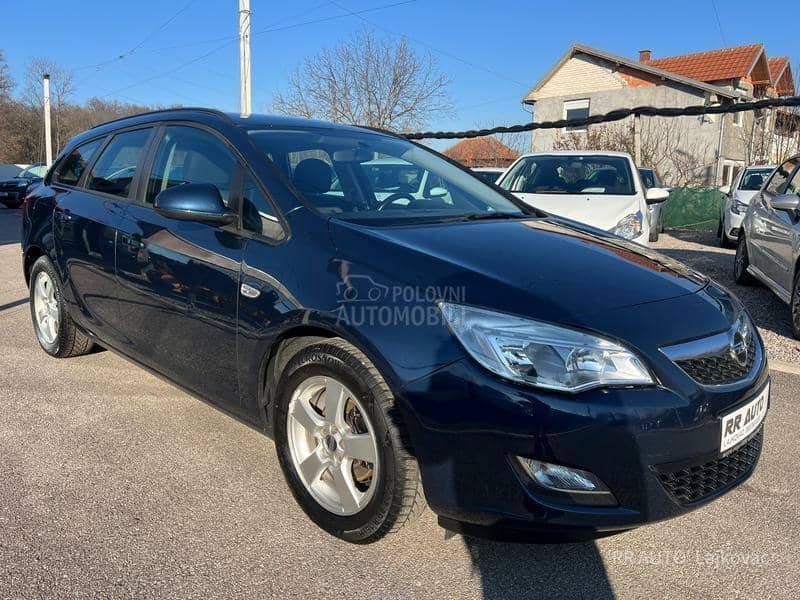 Opel Astra J 1.3 CDTI N A V I