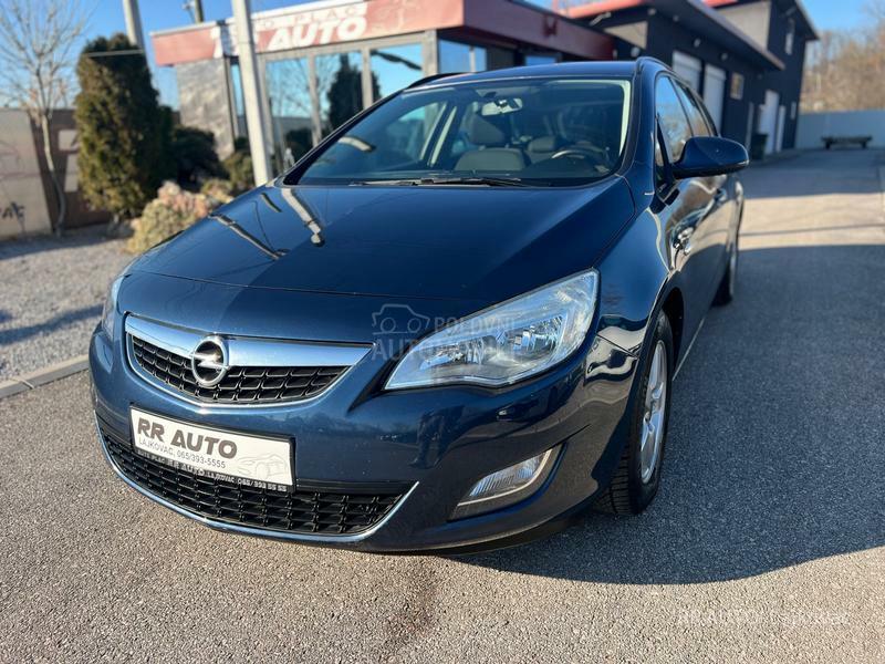 Opel Astra J 1.3 CDTI N A V I