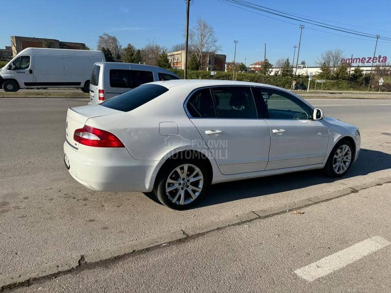 Škoda Superb Elegance