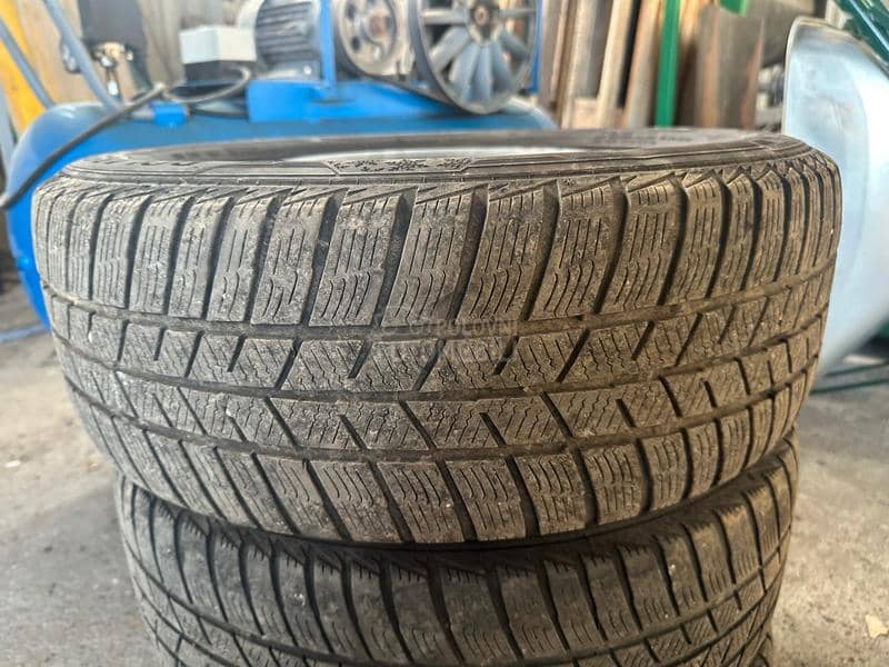 Barum 205/55 R16 Zimska