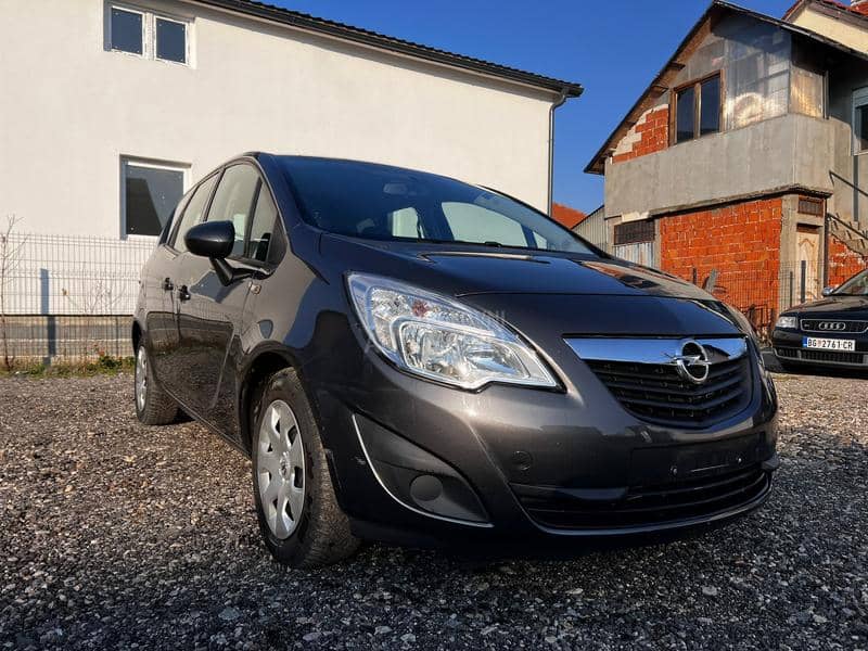 Opel Meriva Svaj.carska 93000k.m