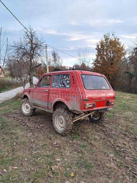 Lada Niva 