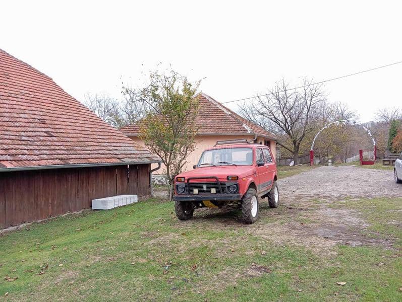 Lada Niva 