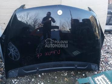 Hauba crna za Mercedes Benz B Klasa od 2005. do 2011. god.