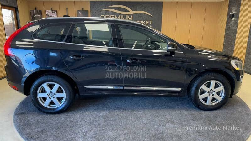 Volvo XC60 /2.0 D4/N A V I/