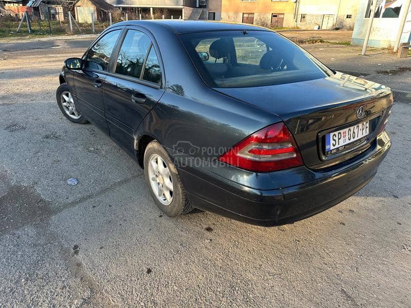 Mercedes Benz C 220 