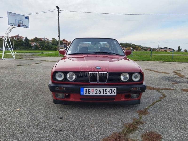 BMW 318 E30