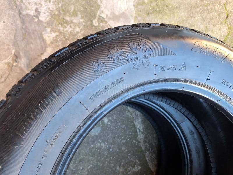 Riken 235/65 R17 Zimska