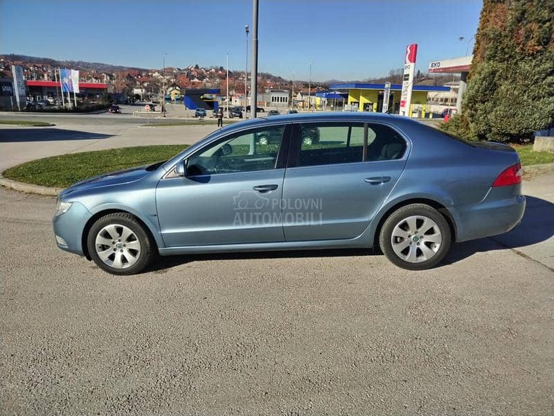 Škoda Superb 