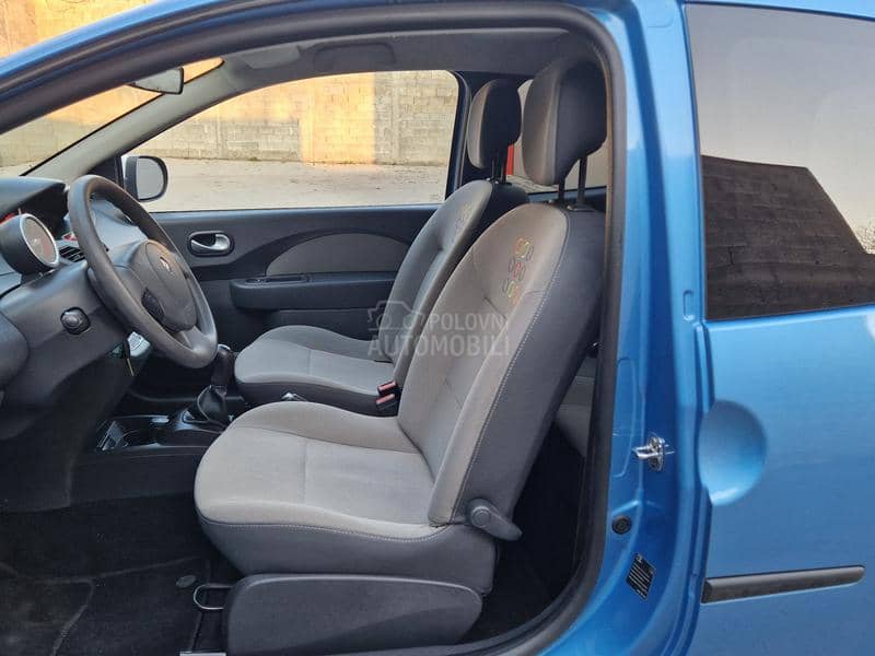 Renault Twingo 1.5 dci T0P STANjE