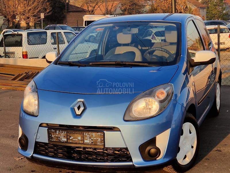 Renault Twingo 1.5 dci T0P STANjE