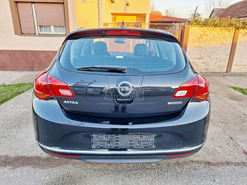 Opel Astra J 1.7 CDTI