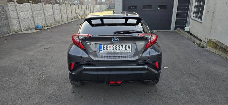 Toyota C-HR 1.8 Hybrid