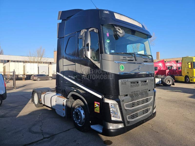 Volvo FH 500 Mega, I Park